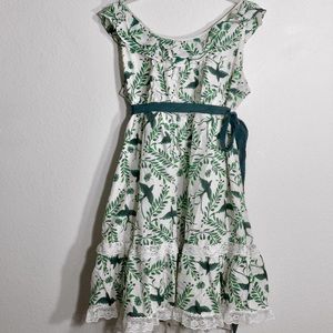 ruffled lacy ivory/green swallow bird print dress